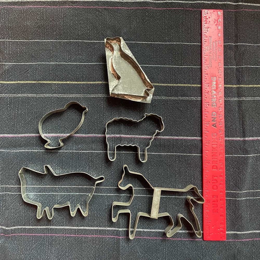 Vintage metal animal cookie cutters